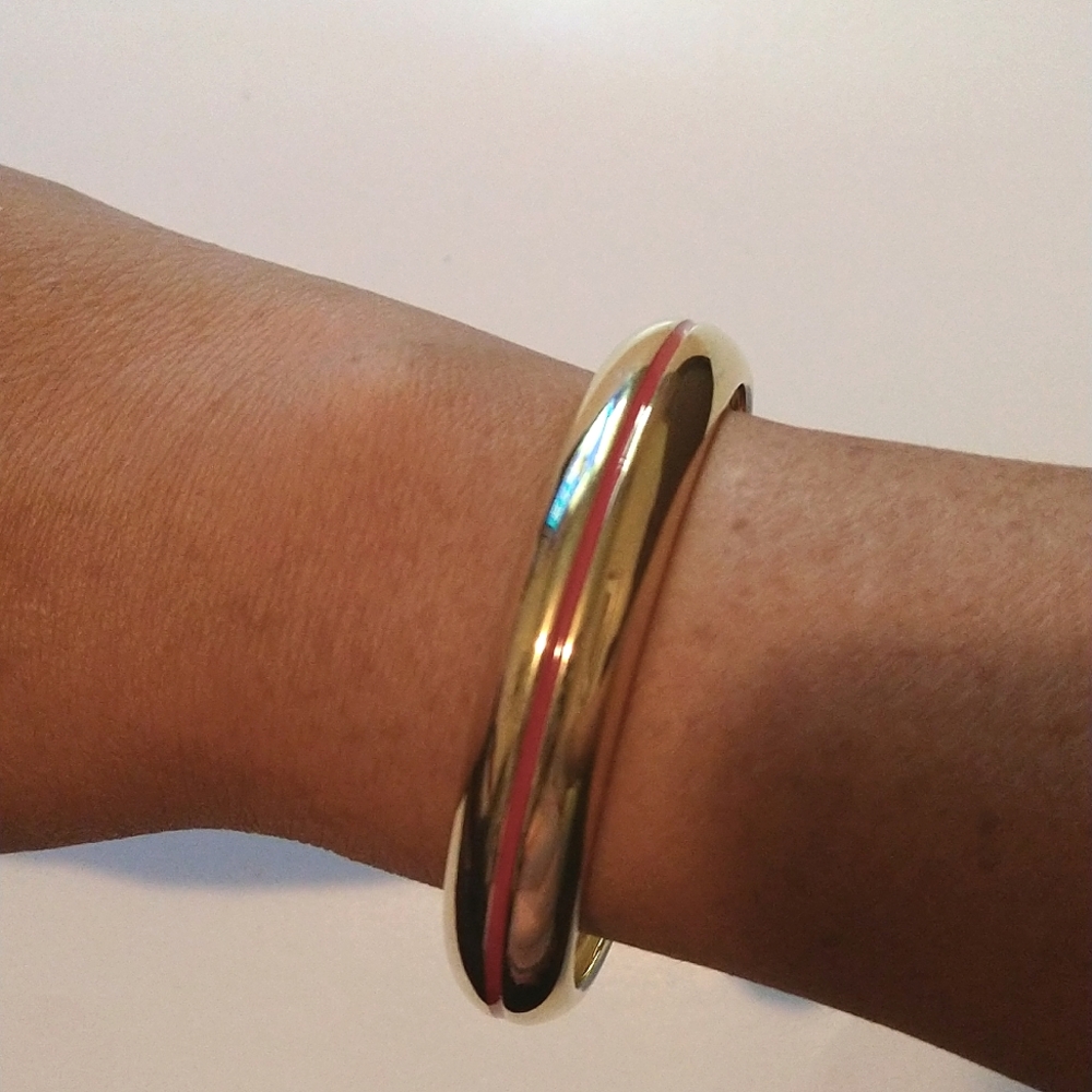 Vintage Monet Gold Tone Fashion Bracelet - Picture 5 of 5